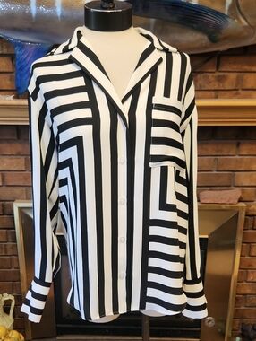 Joseph Ribkoff Black and White Vertical Stripe Button-Front Blouse NWT Size L